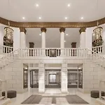 Queens Studio Jewel Luxury And Comfort Combined