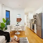 1290-7 New Renovated 2 Bedrooms In Ues * New York