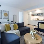 Stylish Nyc Haven Steps To Broadway & Dining Apartment
