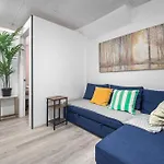 Elegant 3 Bedroom Unit Near Chinatown