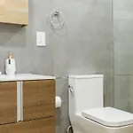 Apartment 1597-13 I Brand New Prime Upper East W&d