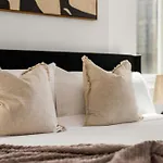 Times Square Studio King Bed Steps To Broadway