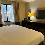 Hotel Days By Wyndham Brooklyn Marine Park 3*