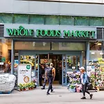 52-3De Newly Renovated 2Br Bth Midtown East