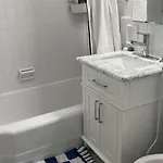 Serene Studio In Brooklyn Heights