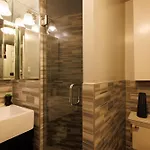 Urban Oasis 1Br East Village Hideaway With Patio!