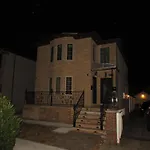 Cozy Rooms In Ozone Park