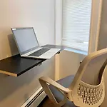 Stylish Cozy 1 Bedroom Apt - Brooklyn By Train Station