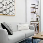 Apartment 75-2c Furnished 1br W D Elev Wd Park New York