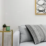 75-2c Furnished 1br W D Elev Wd Park New York