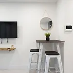 75-2c Furnished 1br W D Elev Wd Park *