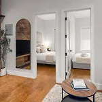 Stylish Retreat In Prime West Village Spot