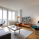 Hells Kitchen 1Br W Gym Doorman Lounge Nyc-249