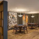 Hells Kitchen 1br W Gym Doorman Lounge Nyc-249 Apartment
