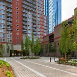 Apartment Hells Kitchen 1br W Gym Doorman Lounge Nyc-249 *