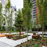 Hells Kitchen 1br W Gym Doorman Lounge Nyc-249 *