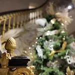 Martinique New York On Broadway, Curio Collection By Hilton