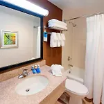 Fairfield Inn By Marriott Jfk Airport