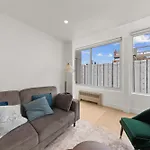 19-7D 2Br 1 Bath Luxury Apt East Village