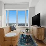 Greenpoint 1 Bedroom W Work Setup By Anyplace - 11752