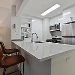 Fidi Junior 1Br W Work Setup By Anyplace - 11418
