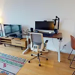 Columbus Square 1 Bedroom W Work Setup By Anyplace - 11623 New York