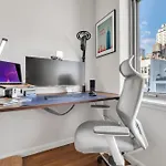 Apartment Chelsea 1 Bedroom W Work Setup By Anyplace - 11651 New York