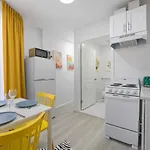 Apartment Cozy Units In Prime Location