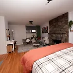 Apartment Westside House