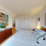 Apartment Columbus Square 1 Bedroom W Work Setup By Anyplace - 11623