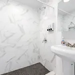 Cozy Units In Prime Location Apartment *