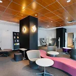 43-4d Newly Furnished 2br Full Service 24h Doorman Laundry Gym Apartment *