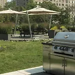 Apartment Columbus Square 1 Bedroom W Work Setup By Anyplace - 11623 New York