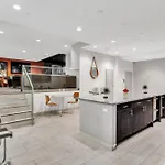 Apartment Chelsea 1 Bedroom W Work Setup By Anyplace - 11651 New York