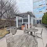 Casae Sky25 Chelsea Apartment