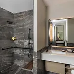 Thompson Central Park New York, By Hyatt