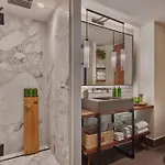 1 Park Hotel