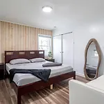 Entire 3bdr W/parking, Backyard, Firepit, Bbq New York