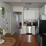 Lavish Downtown Manhattan Oasis In Union Square
