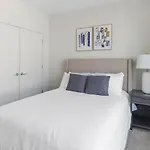 Landing Apartments - The Botanic