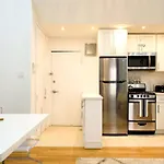 62-2B Renovated 1Br In Prime Upper East Side