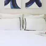 62-2b Renovated 1br In Prime Upper East Side Apartment
