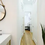 Apartment 62-2b Renovated 1br In Prime Upper East Side *