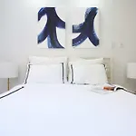 Apartment 62-2b Renovated 1br In Prime Upper East Side