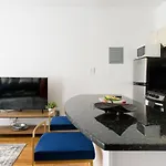 Apartment 26-3b 1br Prime Gramercy Wd In Unit Courtyard