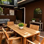 26-3B 1Br Prime Gramercy Wd In Unit Courtyard
