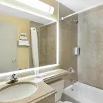 Quality Jfk Airport Rockaway Blvd Hotel 2*