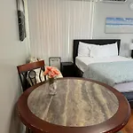 Large 1 Bedroom Apartment In The Heart Of The Bronx