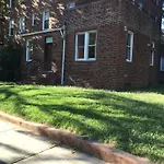 Huge & Sunny 1Bd Apartment