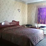 Linden Motor - Brooklyn Motel *